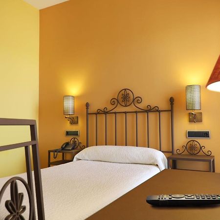 Hotel Moya Honrubia Εξωτερικό φωτογραφία