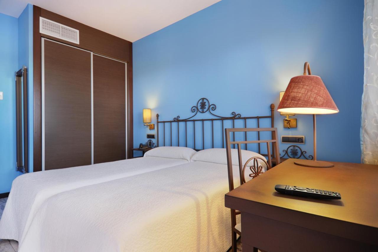 Hotel Moya Honrubia Εξωτερικό φωτογραφία