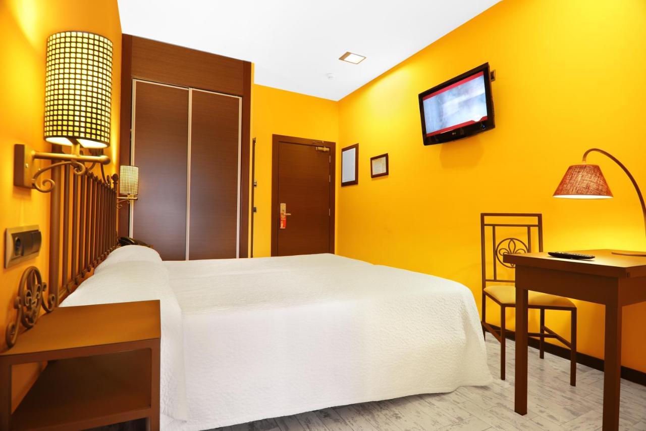Hotel Moya Honrubia Εξωτερικό φωτογραφία