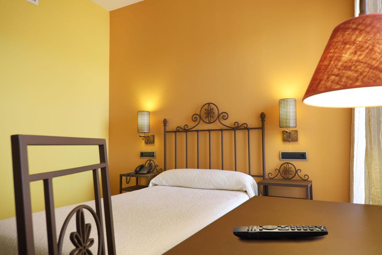 Hotel Moya Honrubia Εξωτερικό φωτογραφία