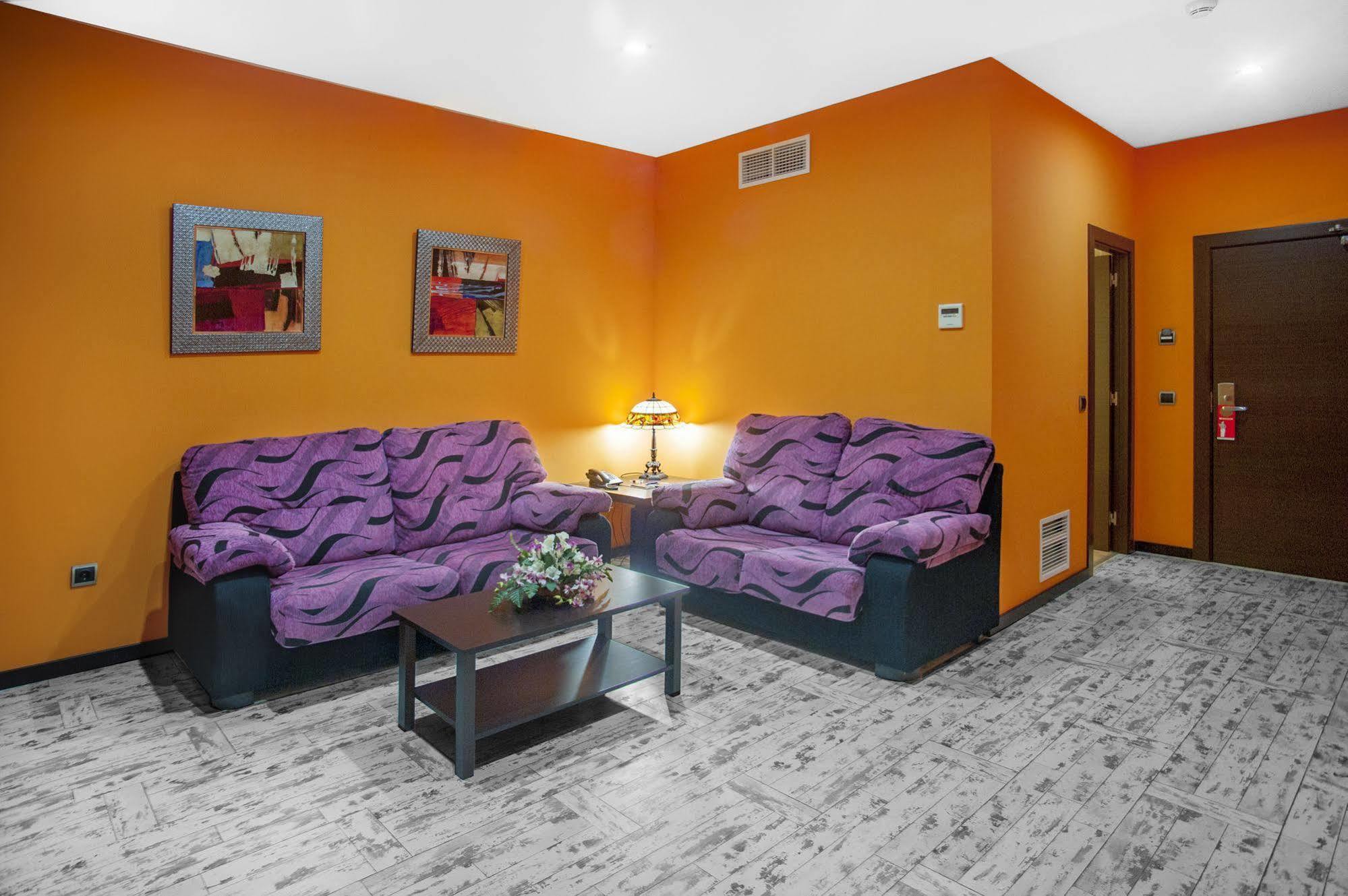 Hotel Moya Honrubia Εξωτερικό φωτογραφία