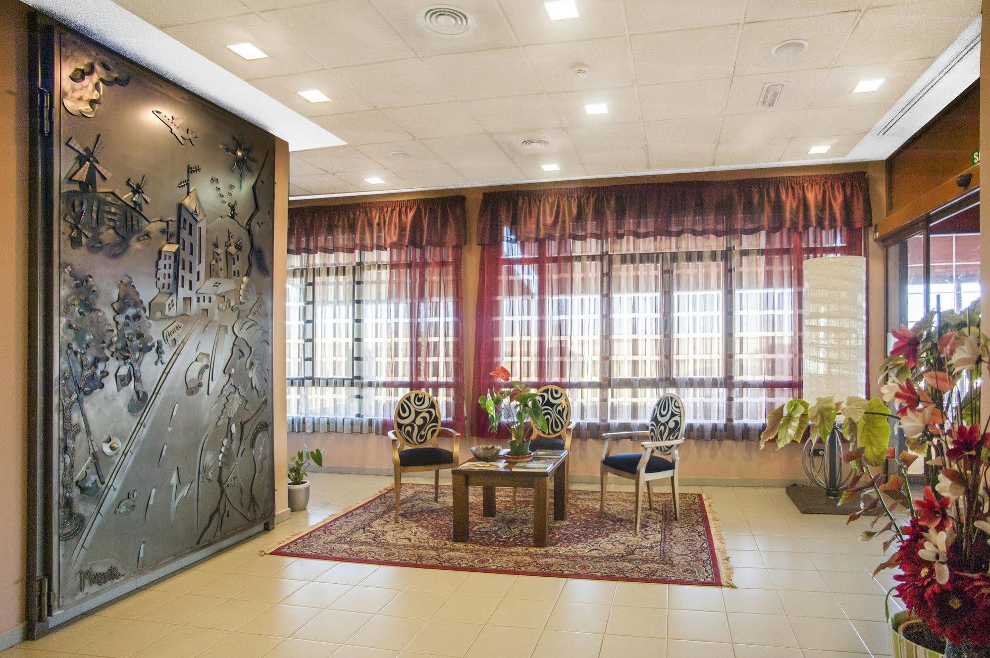 Hotel Moya Honrubia Εξωτερικό φωτογραφία