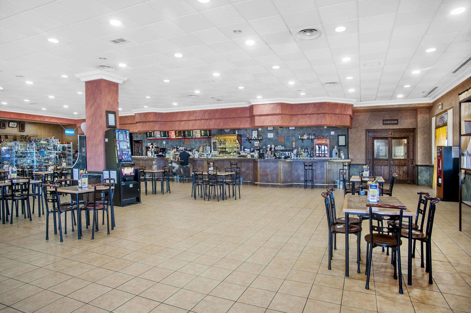 Hotel Moya Honrubia Εξωτερικό φωτογραφία