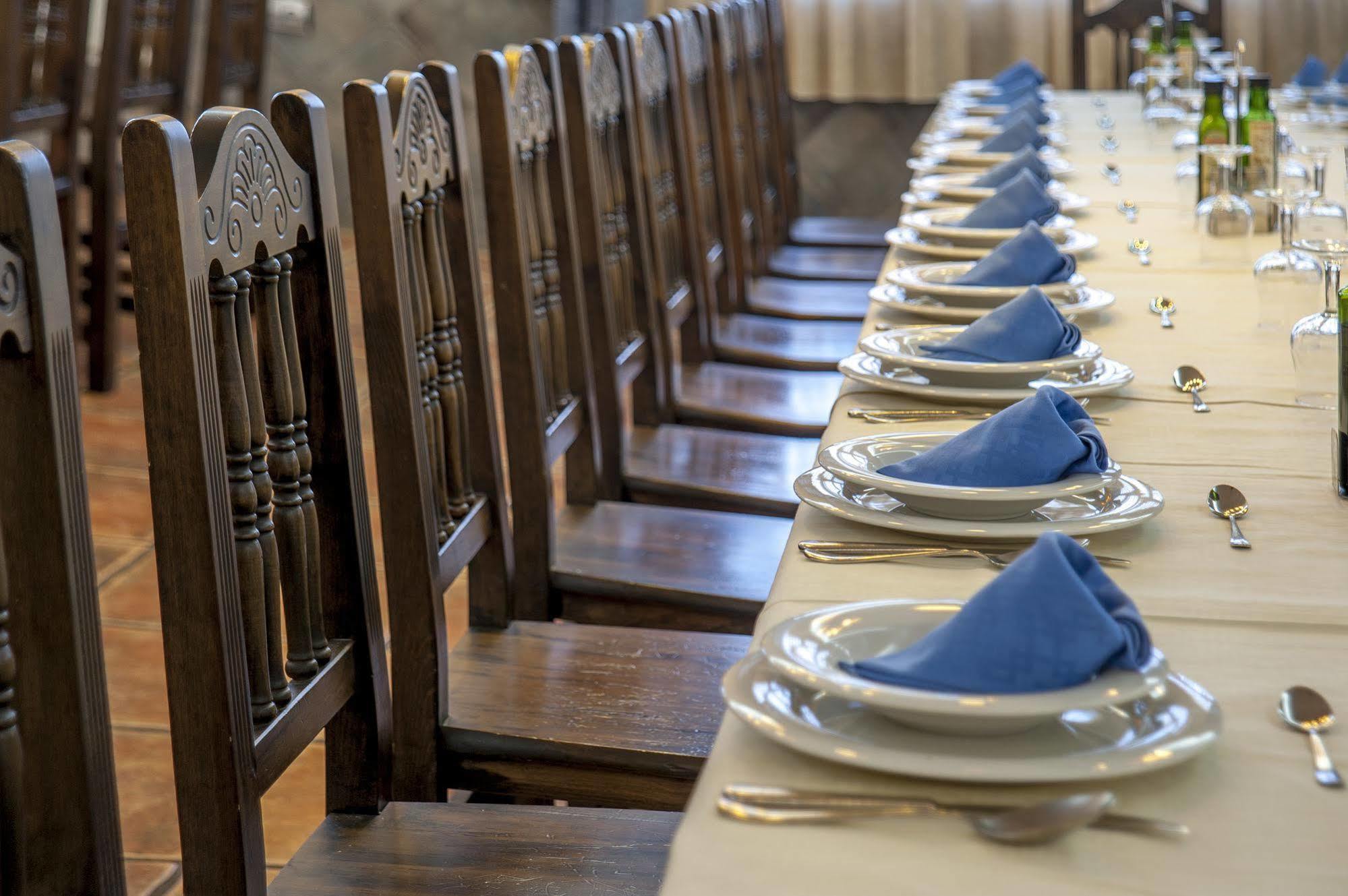 Hotel Moya Honrubia Εξωτερικό φωτογραφία